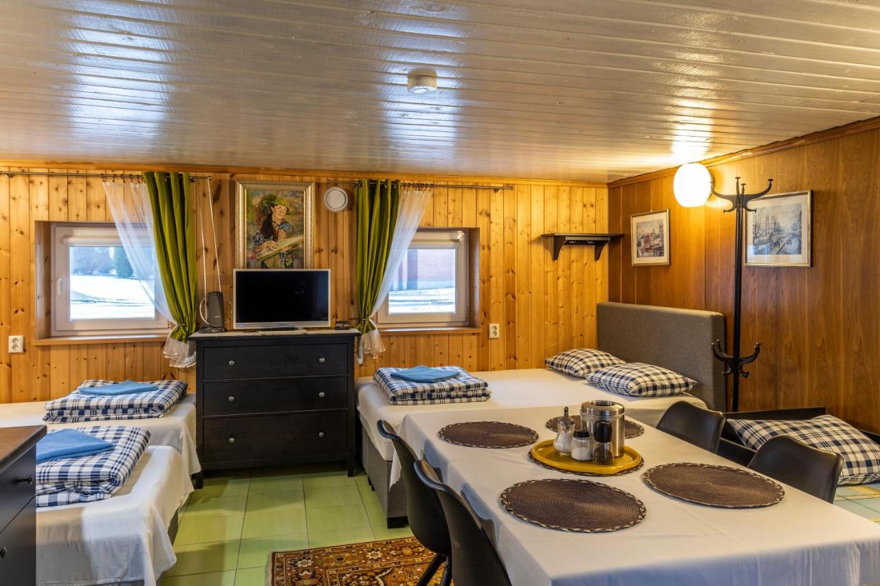 Maple House - Sodyba Tarp Klevu Utena Kültér fotó